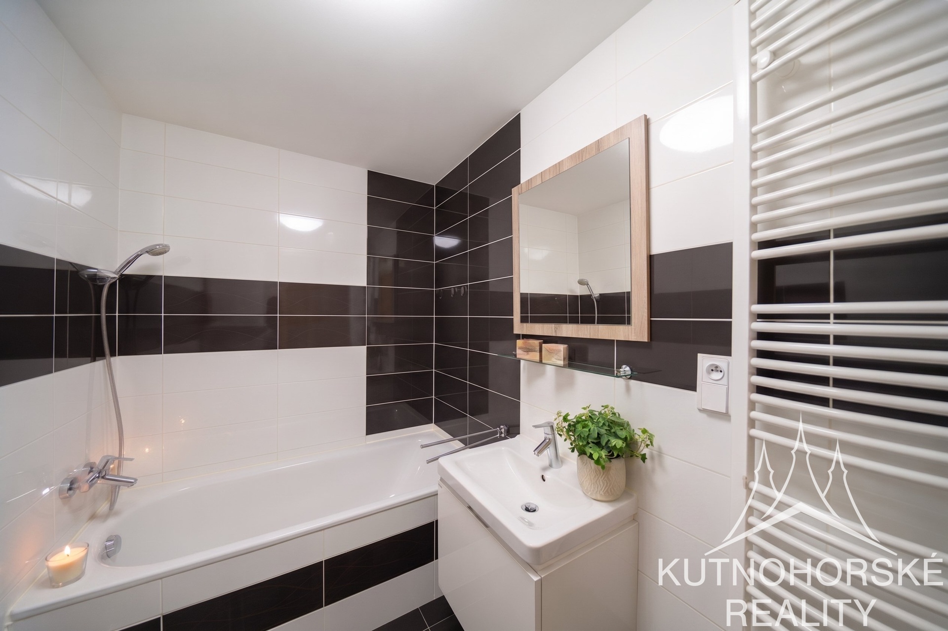 Prodej hezkého bytu 1+kk 38 m², Kutná Hora – Karlov