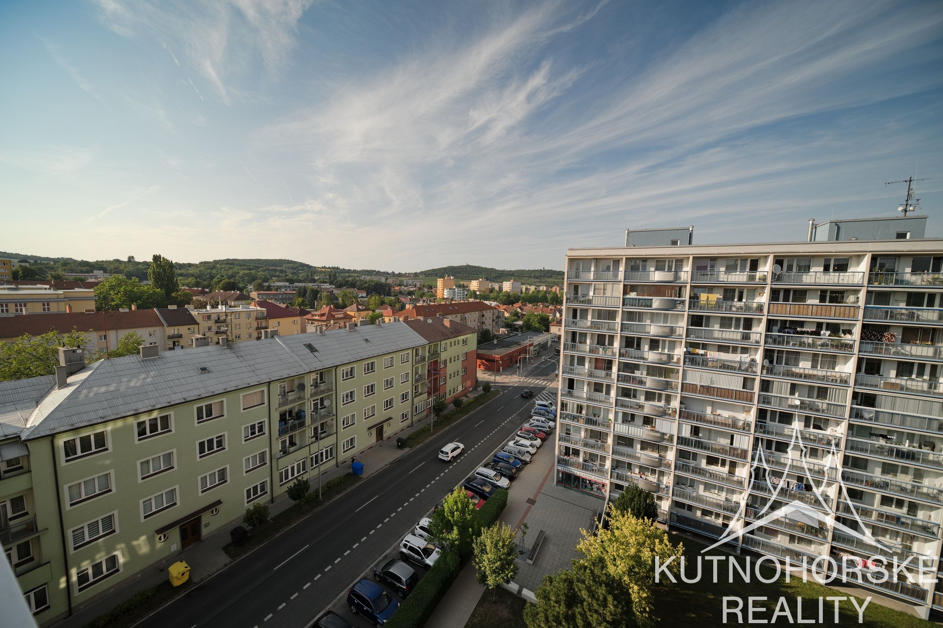Prodej bytu 2+kk se dvěma balkony, Kutná Hora – Hlouška