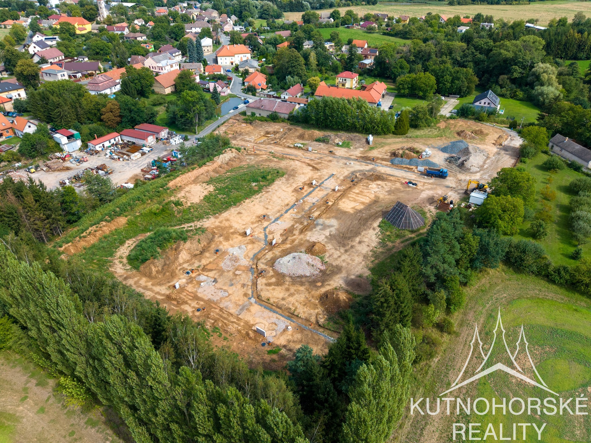 Prodej stavebního pozemku 869 m², Křesetice