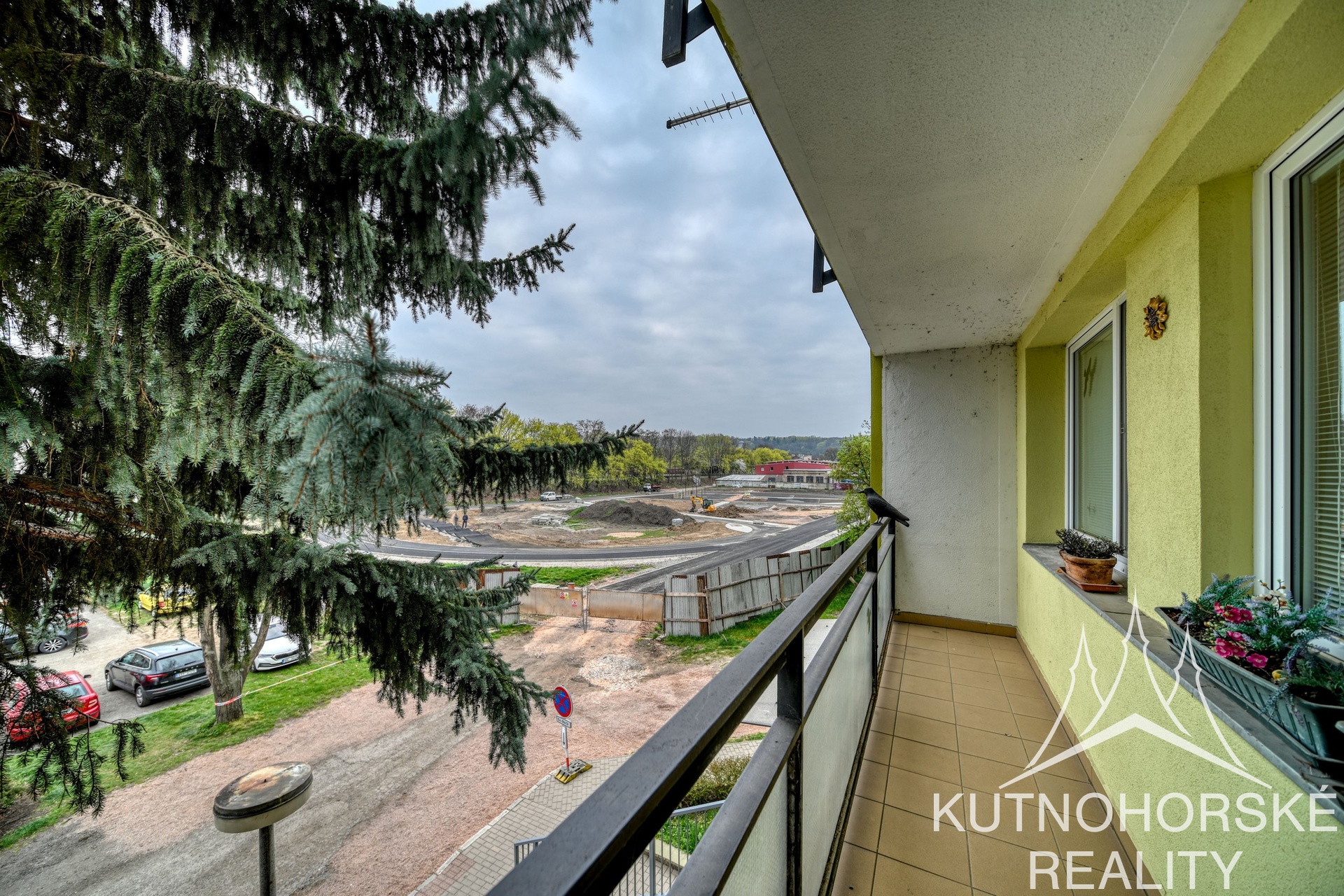 Pronájem bytu 3+1 se dvěma balkony, 67 m², Kutná Hora – Hlouška, ulice Družební