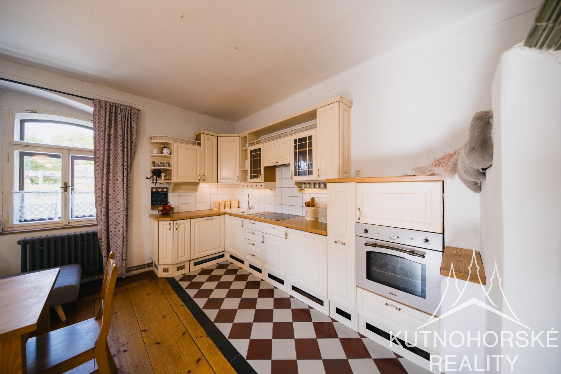 Prodej jedinečné zemědělské usedlosti 414 m², pozemek 1000 m², Velenka