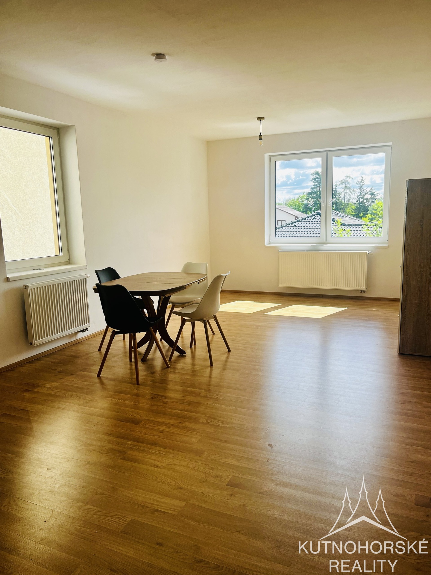 Prodej prostorného bytu 2+kk, 66 m² – Kutná Hora – Karlov
