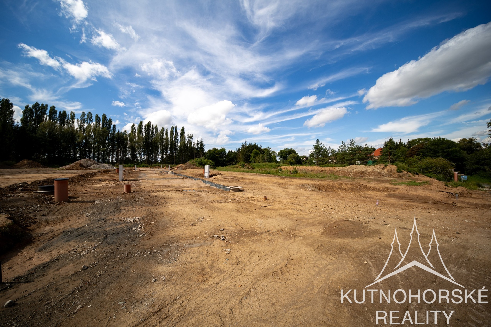 Prodej stavebního pozemku 869 m², Křesetice