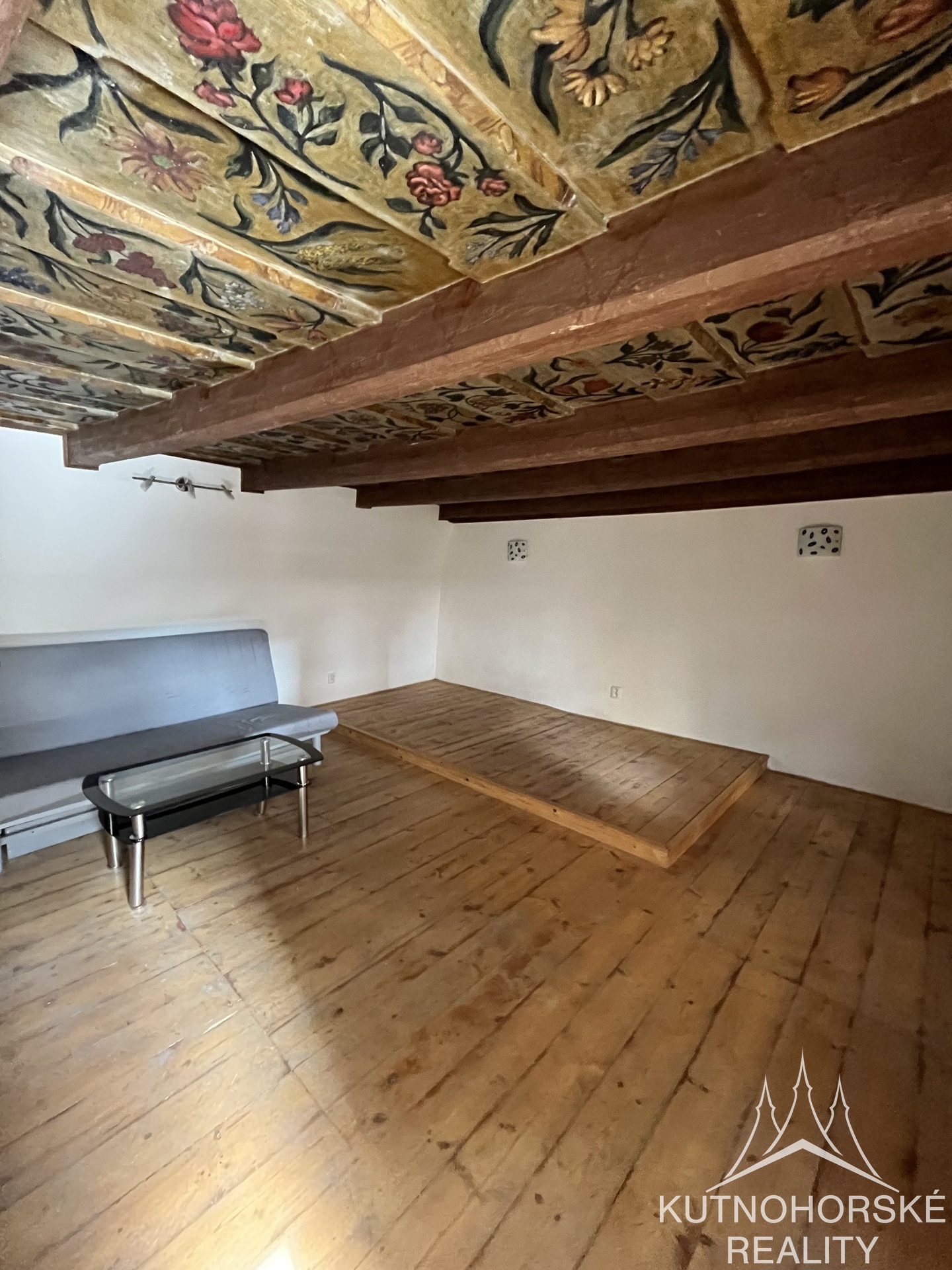 Pronájem bytu 1 + kk v Kutné Hoře, 27 m2, Komenského náměstí