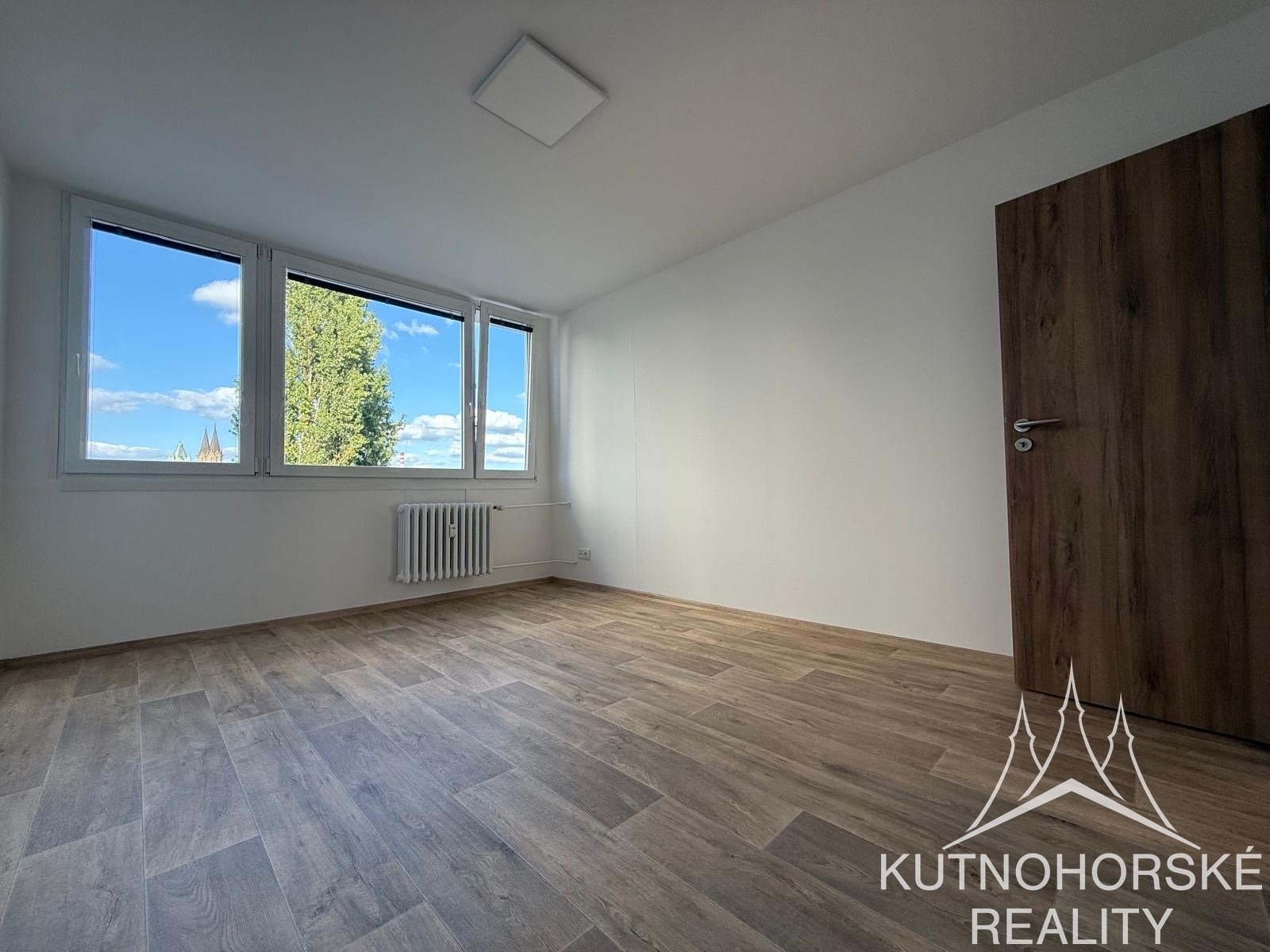 Pronájem krásného bytu 2+1 s balkonem 61 m², Kolín III – ulice Grégrova