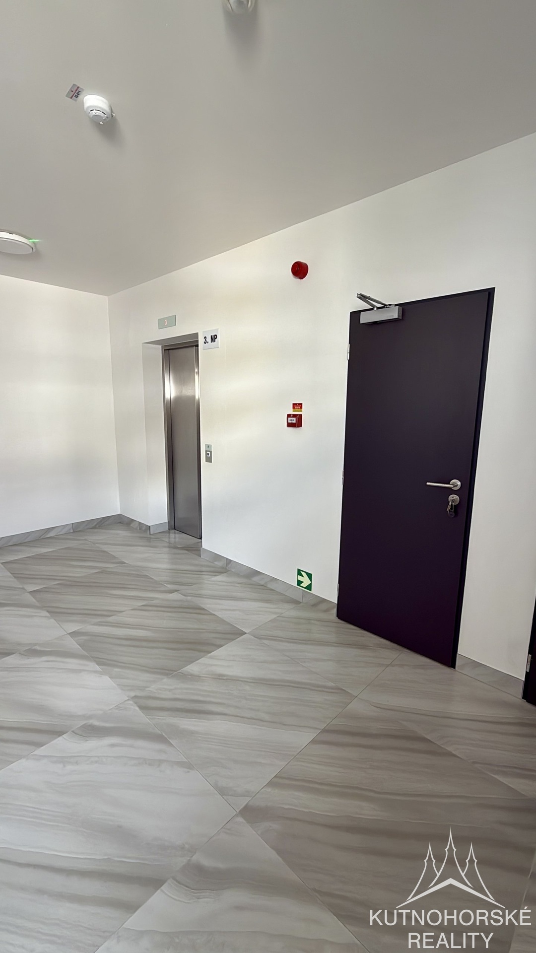 Pronájem krásného bytu 2+kk (52 m²) s garážovým stáním – Kutná Hora, Rezidence Za Lidkou