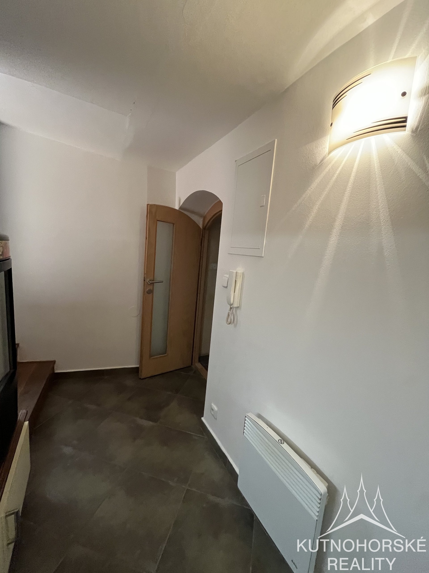 Pronájem bytu 1 + kk v Kutné Hoře, 27 m2, Komenského náměstí