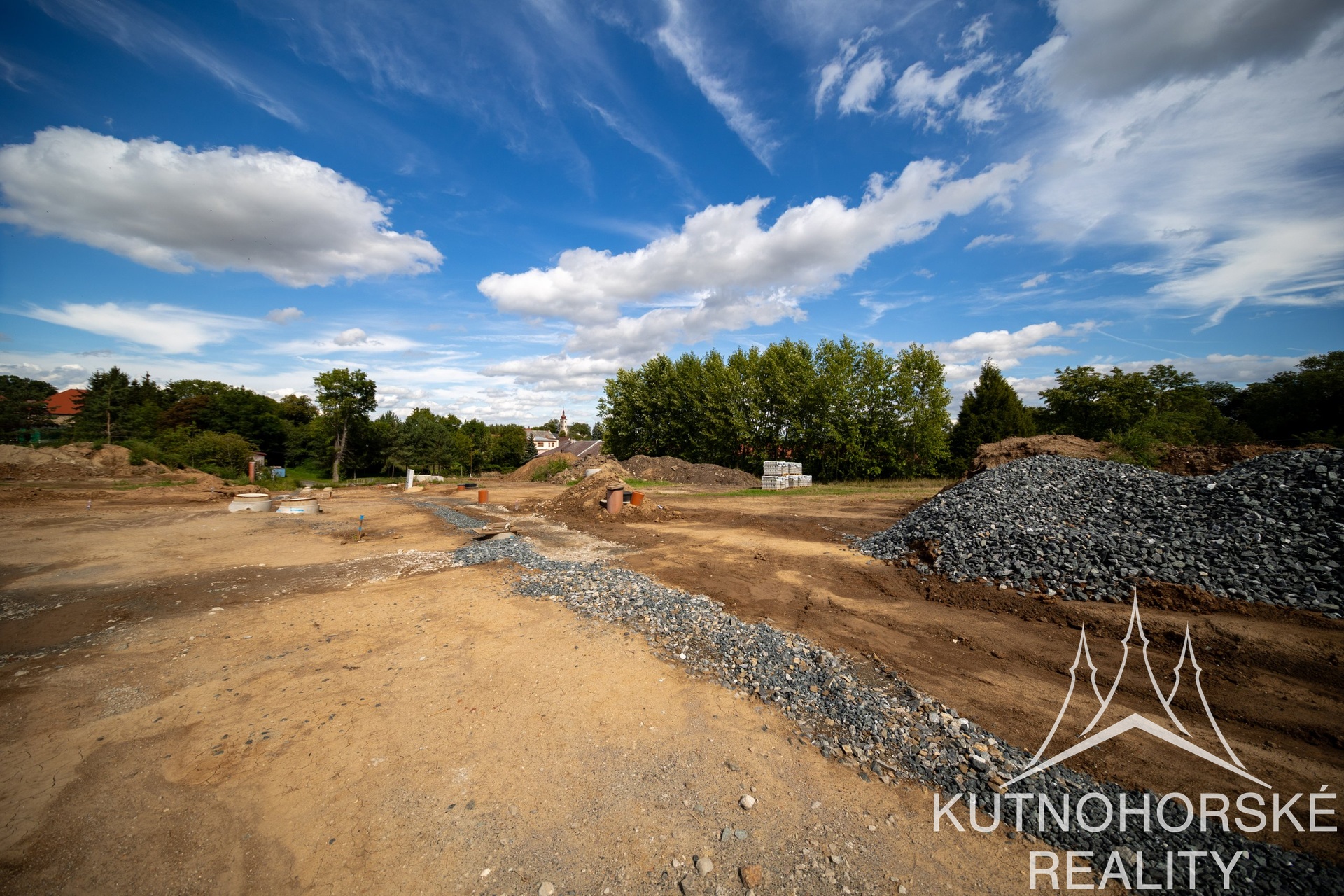 Prodej stavebního pozemku 869 m², Křesetice