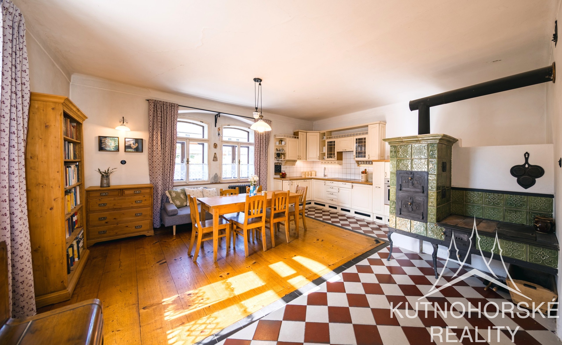 Prodej jedinečné zemědělské usedlosti 414 m², pozemek 1000 m², Velenka