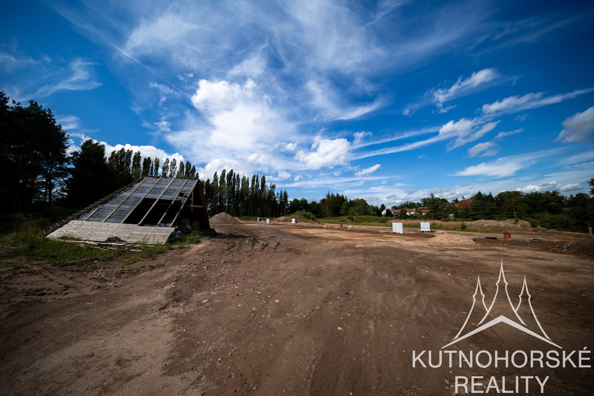 Prodej stavebního pozemku 869 m², Křesetice