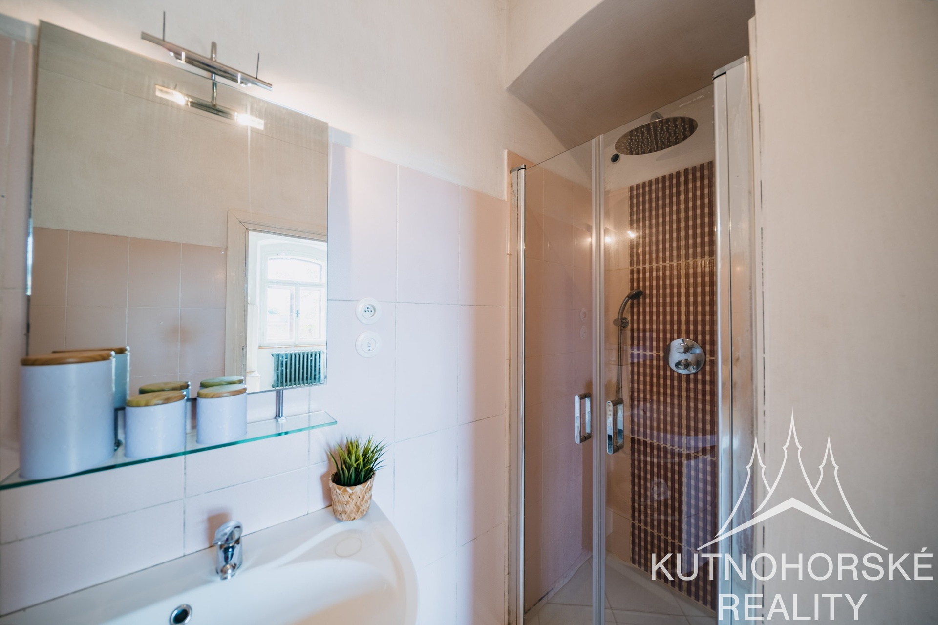 Prodej jedinečné zemědělské usedlosti 414 m², pozemek 1000 m², Velenka