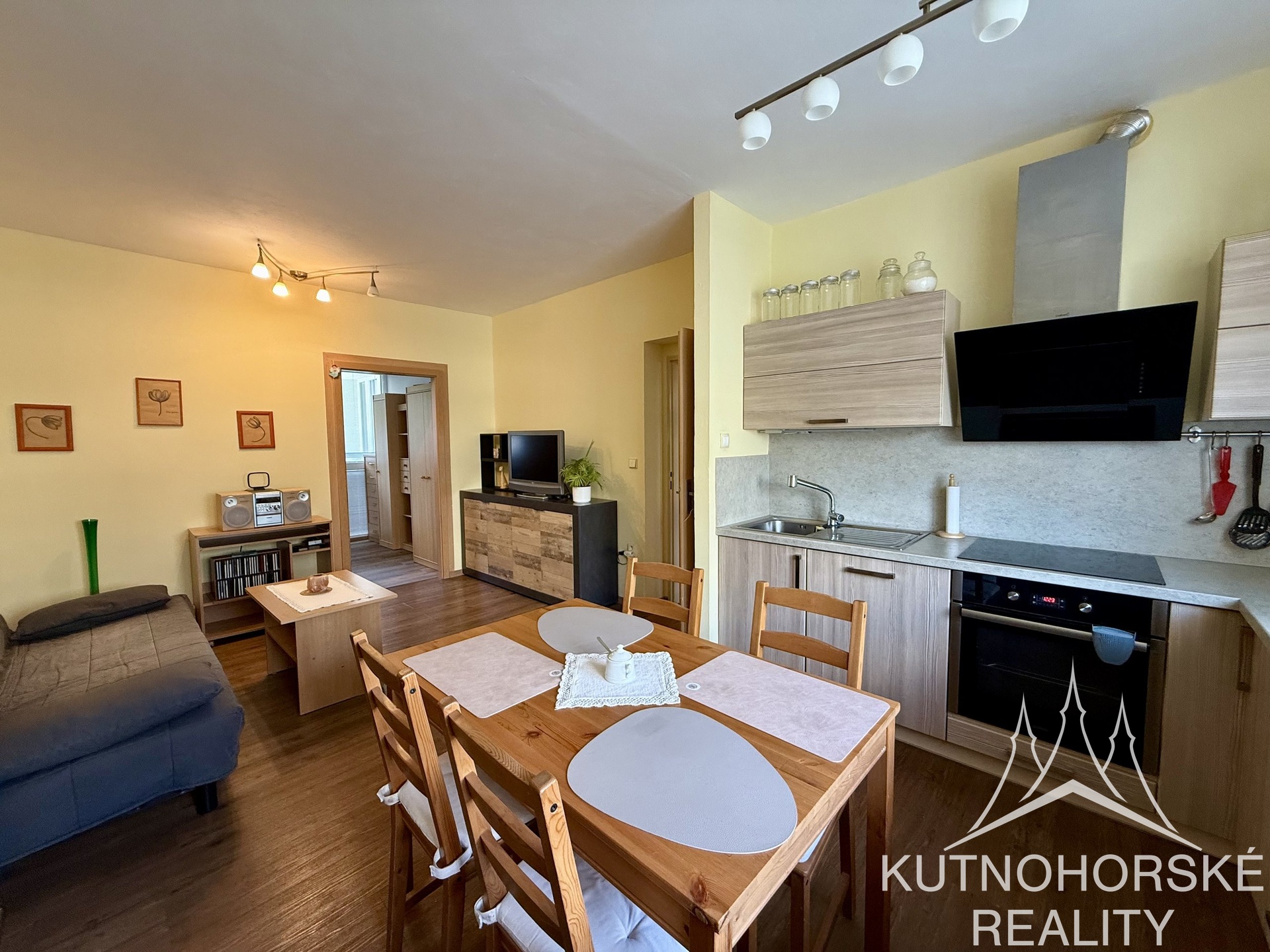 Pronájem bytu 3+kk 53 m2 s prostornou lodžií Kutná Hora Puškinská