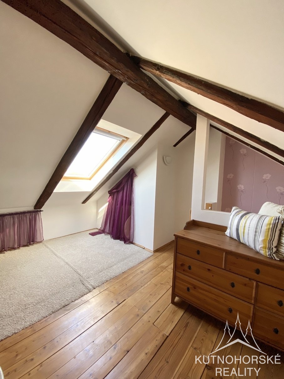 Pronájem mezonetového bytu 3+1, 106 m², Kutná Hora-Vnitřní Město