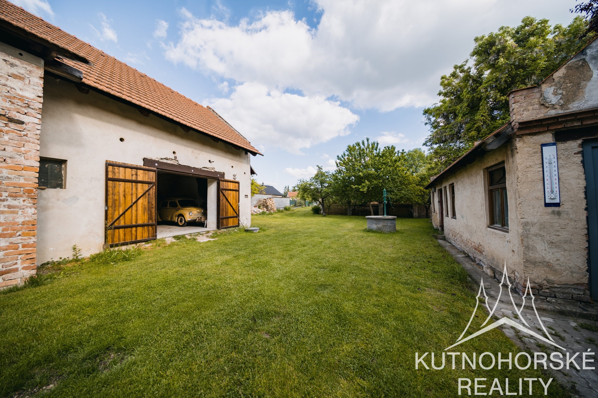 Prodej jedinečné zemědělské usedlosti 414 m², pozemek 1000 m², Velenka