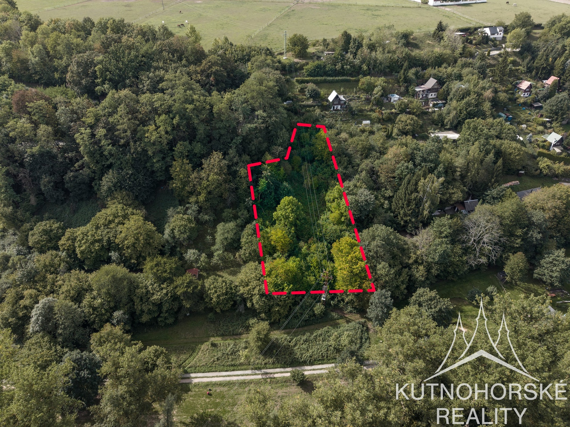 Prodej pozemku 1 707 m² ve Strenicích u Mladé Boleslavi