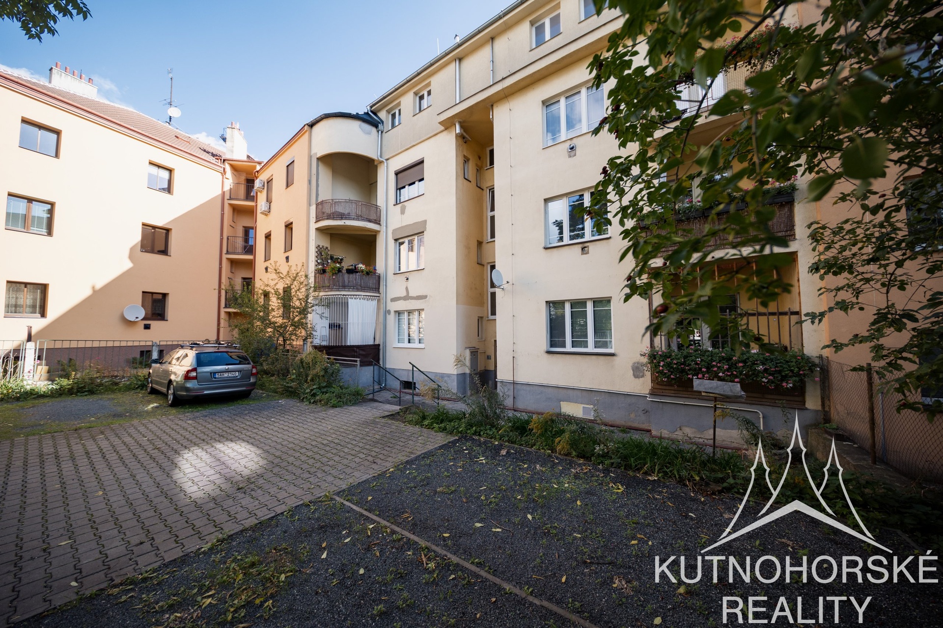Prodej bytu 2+kk po kompletní rekonstrukci s velkým sklepem, 40 m², Praha – Žižkov