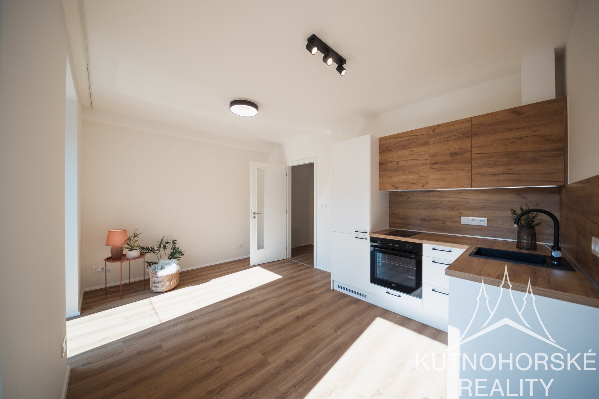 Pronájem bytu, 1+kk, 24 m² – Strakoschova rezidence, Kutná Hora