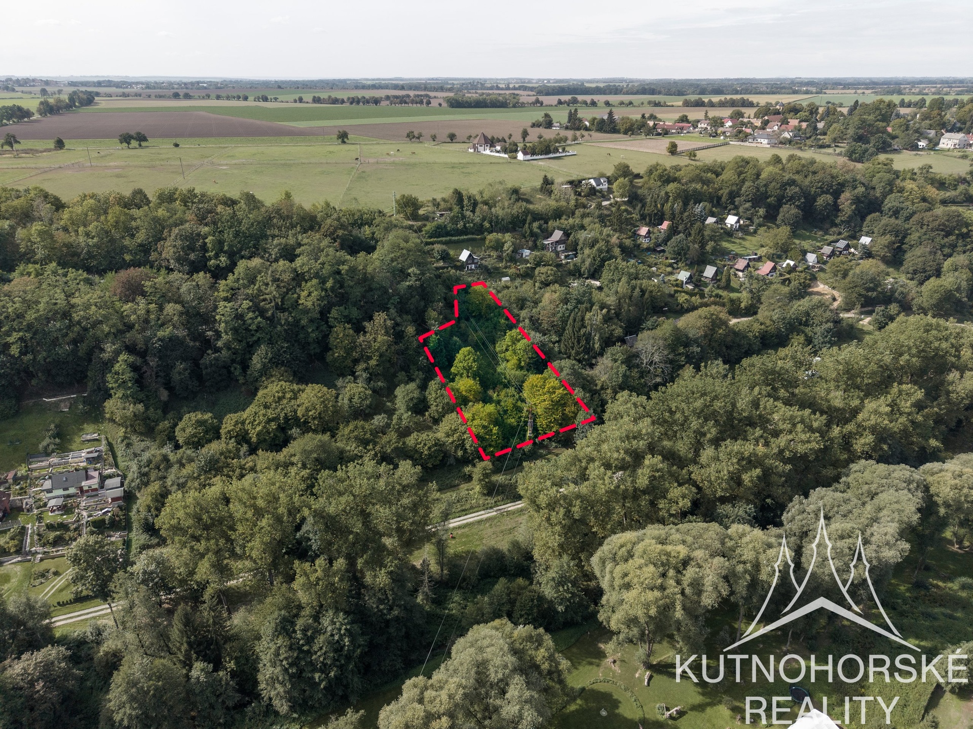 Prodej pozemku 1 707 m² ve Strenicích u Mladé Boleslavi