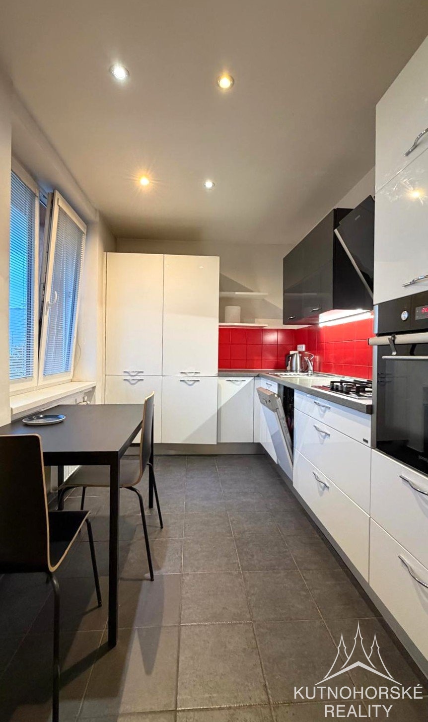 Pronájem bytu 2+1 s balkonem, 49 m², Spojovací, Praha – Žižkov
