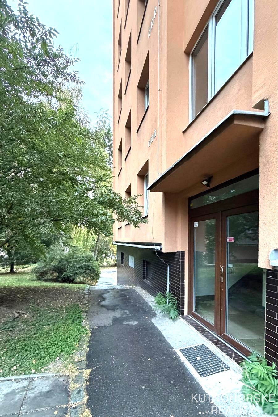 Pronájem bytu 2+1 s balkonem, 49 m², Spojovací, Praha – Žižkov