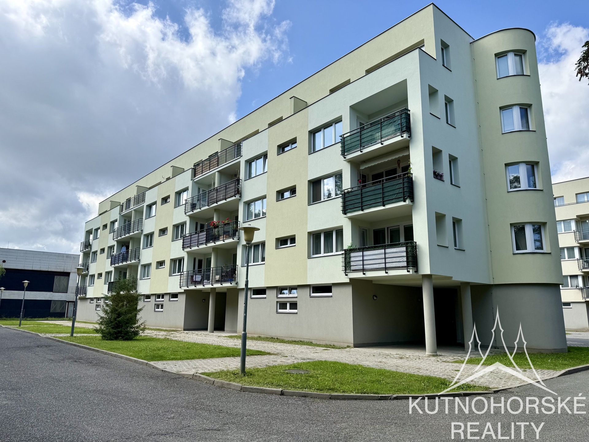Pronájem bytu 3+kk 53 m2 s prostornou lodžií Kutná Hora Puškinská